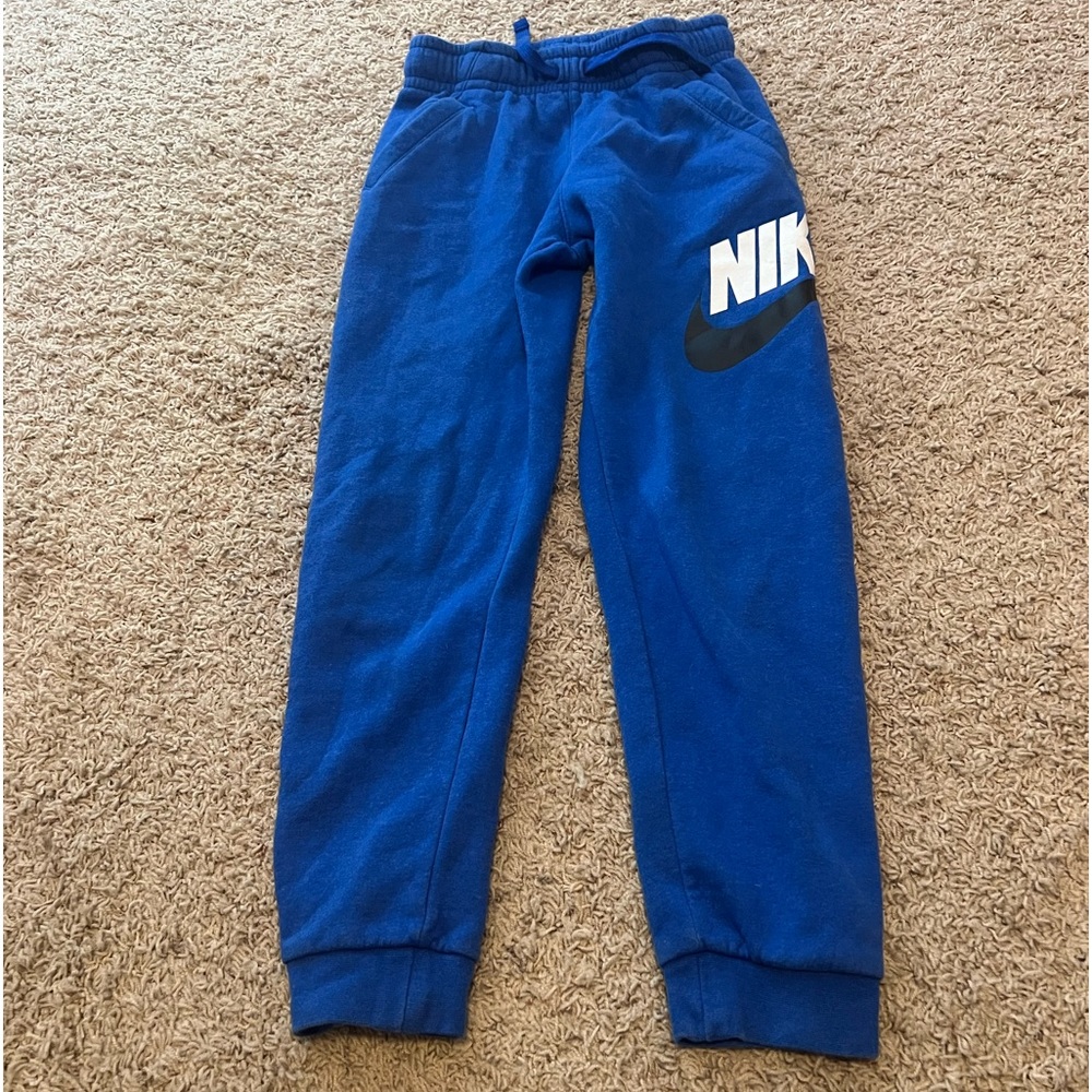 Nike sweatpants- from pet friendly home